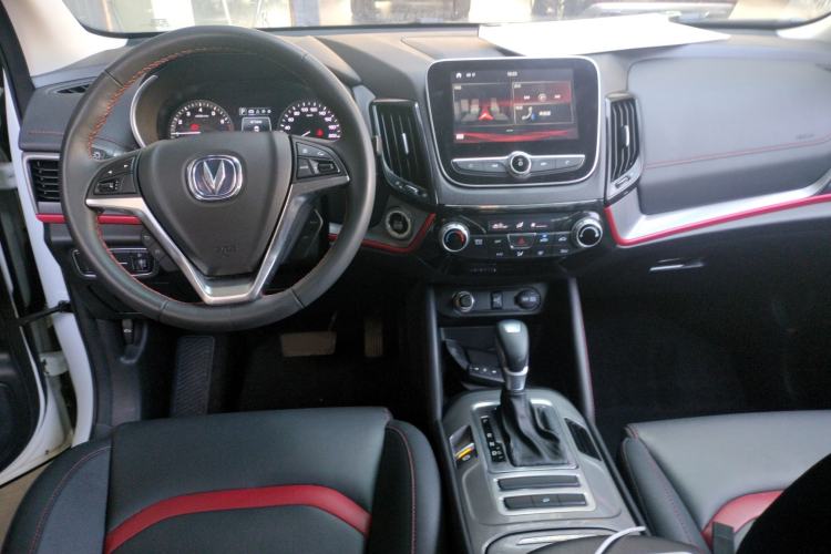 Used Changan CS55 2018 1.5T Automatic Colorful Edition China V Standard
