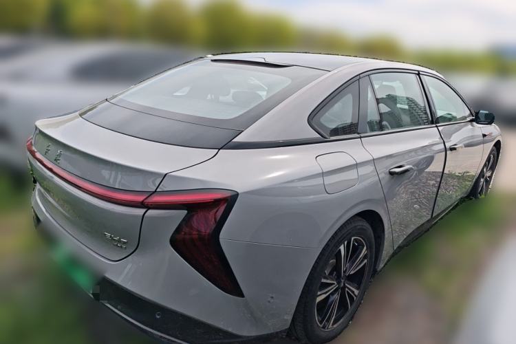 Used Hongqi EH7 2024 690 Pro Rear Right 45 Deg