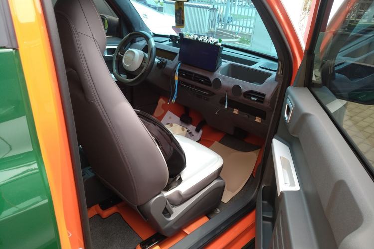 Used Geely Galaxy Panda 2024 200km Panda Rider Right Front Seat