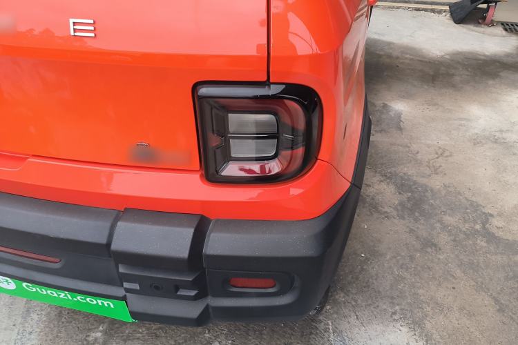 Used Geely Galaxy Panda 2025 210km Panda Rider Right Rear Taillight