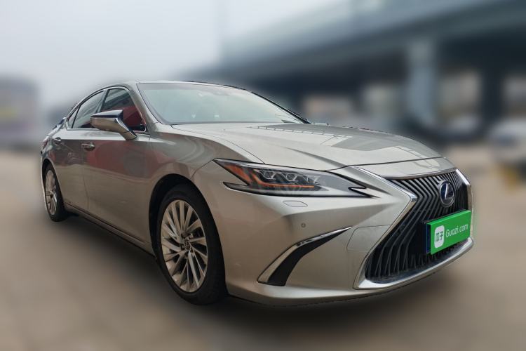 Used Lexus ES 2020 300h Executive Edition