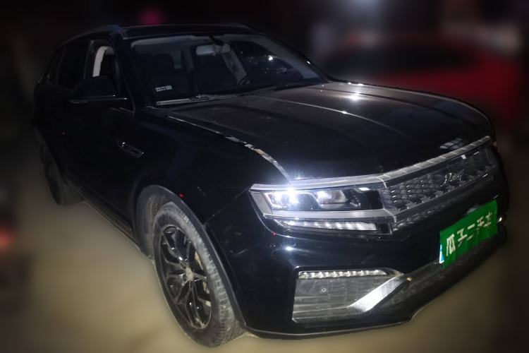 Used Zotye Domy X7 2017 1.8T Manual Luxury Model
