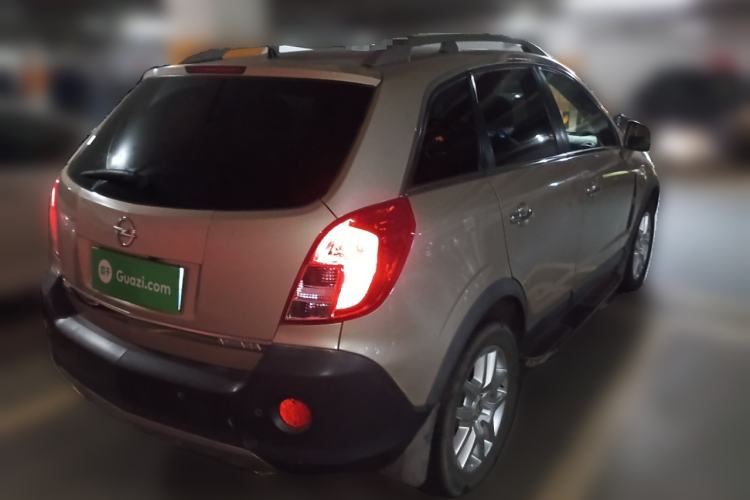 Used Opel Antara 2011 2.4 Luxury Two-Wheel-Drive Version