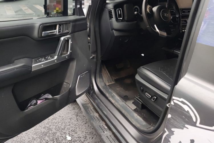 Used 212 T01 2024 2.0T Mechanic
