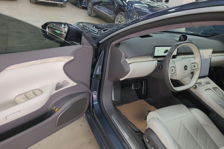 Used Nio ET7 2023 100kWh Signature Edition Driver Seat