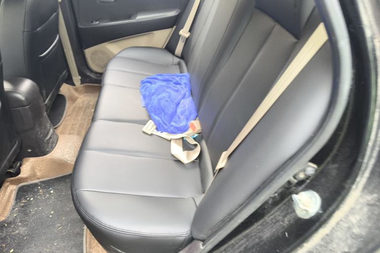 Used Hyundai Celesta 2015 1.6L Manual Comfort Model
