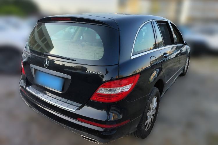 Used Mercedes-Benz R-Class 2010 R 350 L 4MATIC