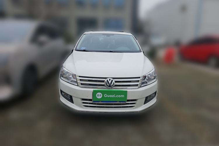 Used Volkswagen Santana 2015 1.4L Manual Comfort Edition Front