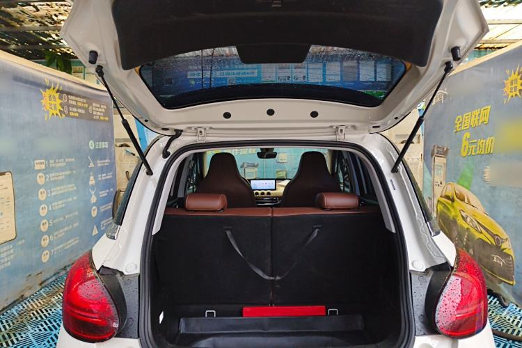 Used Wuling Bingo 2023 410 km Lingxi Deluxe Edition Trunk