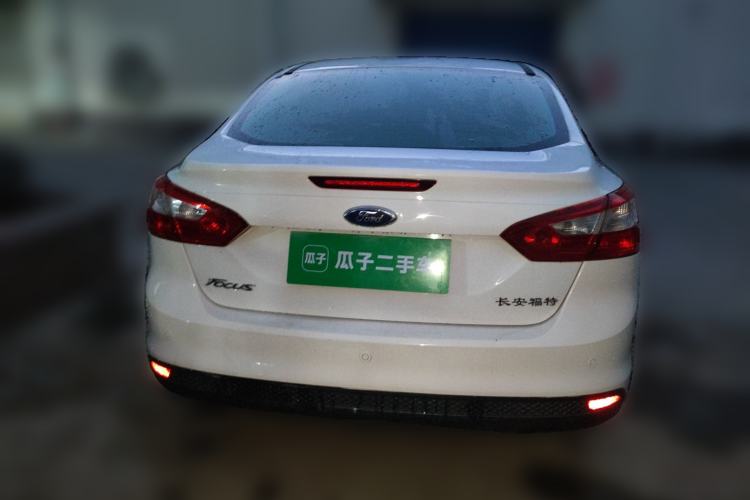 Used Ford Focus 2012 Sedan 1.6L Automatic Fashion Edition