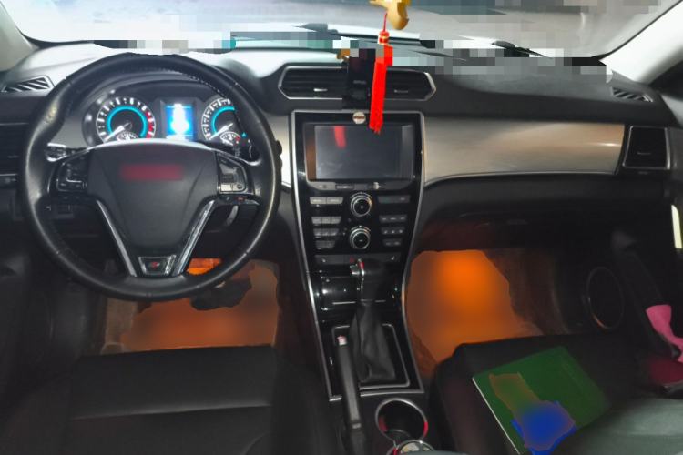 Used Haval H2 2015 1.5T Automatic Two-Wheel Drive Elite Edition
