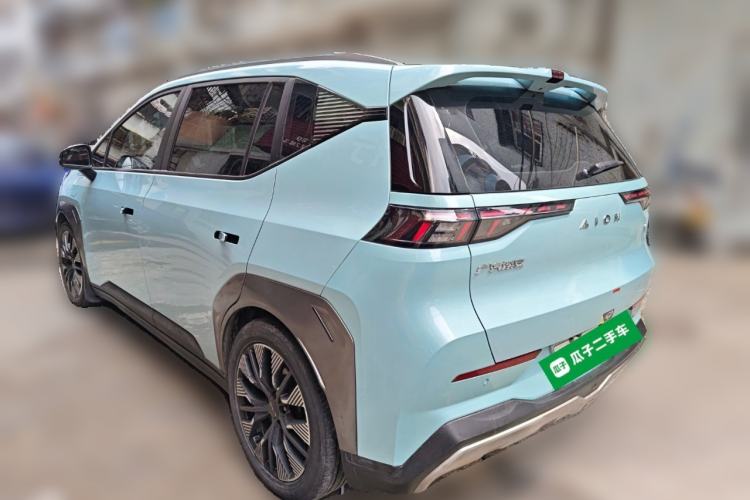 Used AION Y 2022 70 Tech Edition Lithium Iron Phosphate