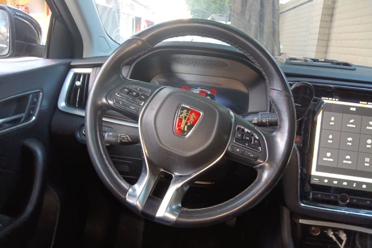 Used Roewe i6 New Energy 2017 45T Hybrid Connect & Smart Enjoyment Edition
