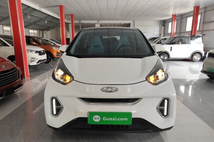Used Chery QQ Little Ant 2022 Revised Version Sweet Pink Edition Half-Sugar Version Lithium Iron Phosphate 30.7 kWh 30 kW 301 km
