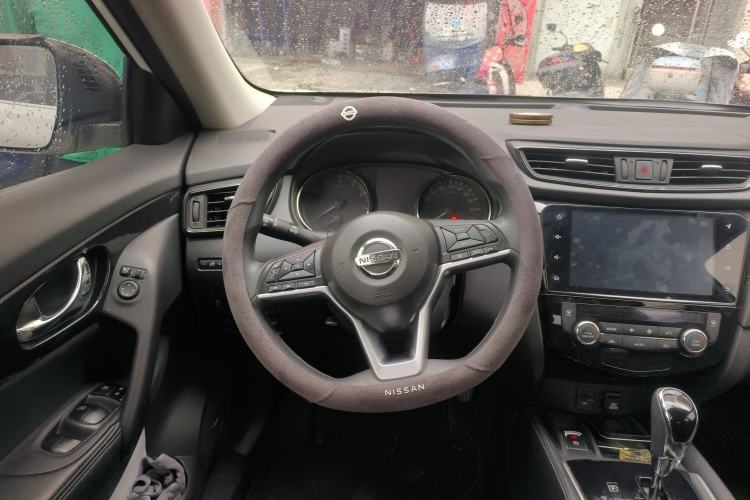 Used Nissan X-Trail 2019 2.5L CVT Smart Connect Leading Edition 4WD
