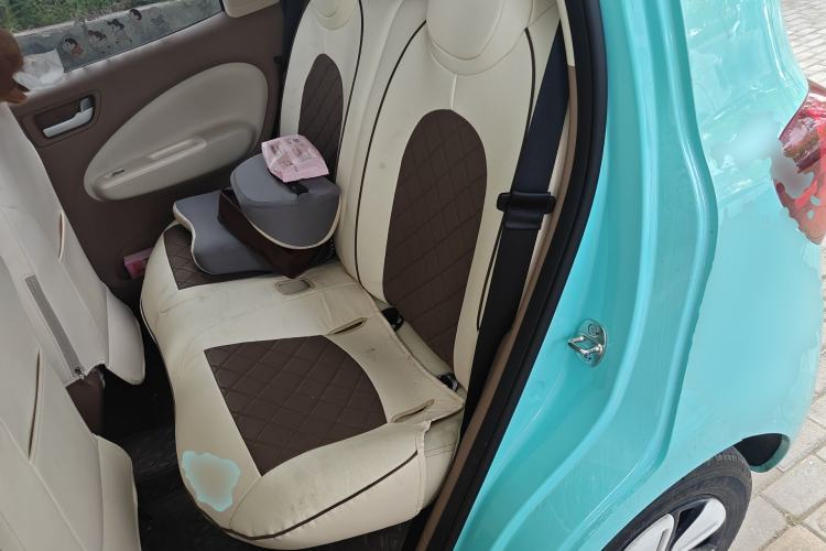 Used Wuling Hongguang MINIEV 2025 Four-Door Version Premium Edition Left Rear Seat