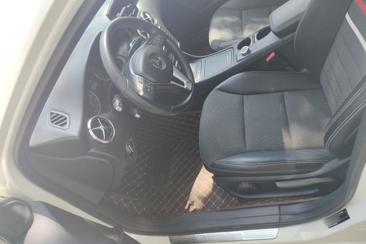 Used Mercedes-Benz A-Class 2013 A 180 Fashion Model Left Front Seat