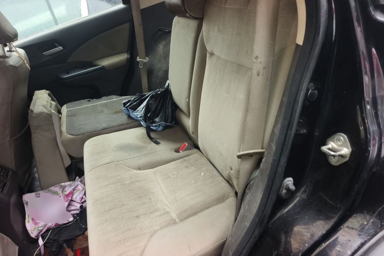 Used Honda CR-V 2012 2.0L two-wheel drive urban version
