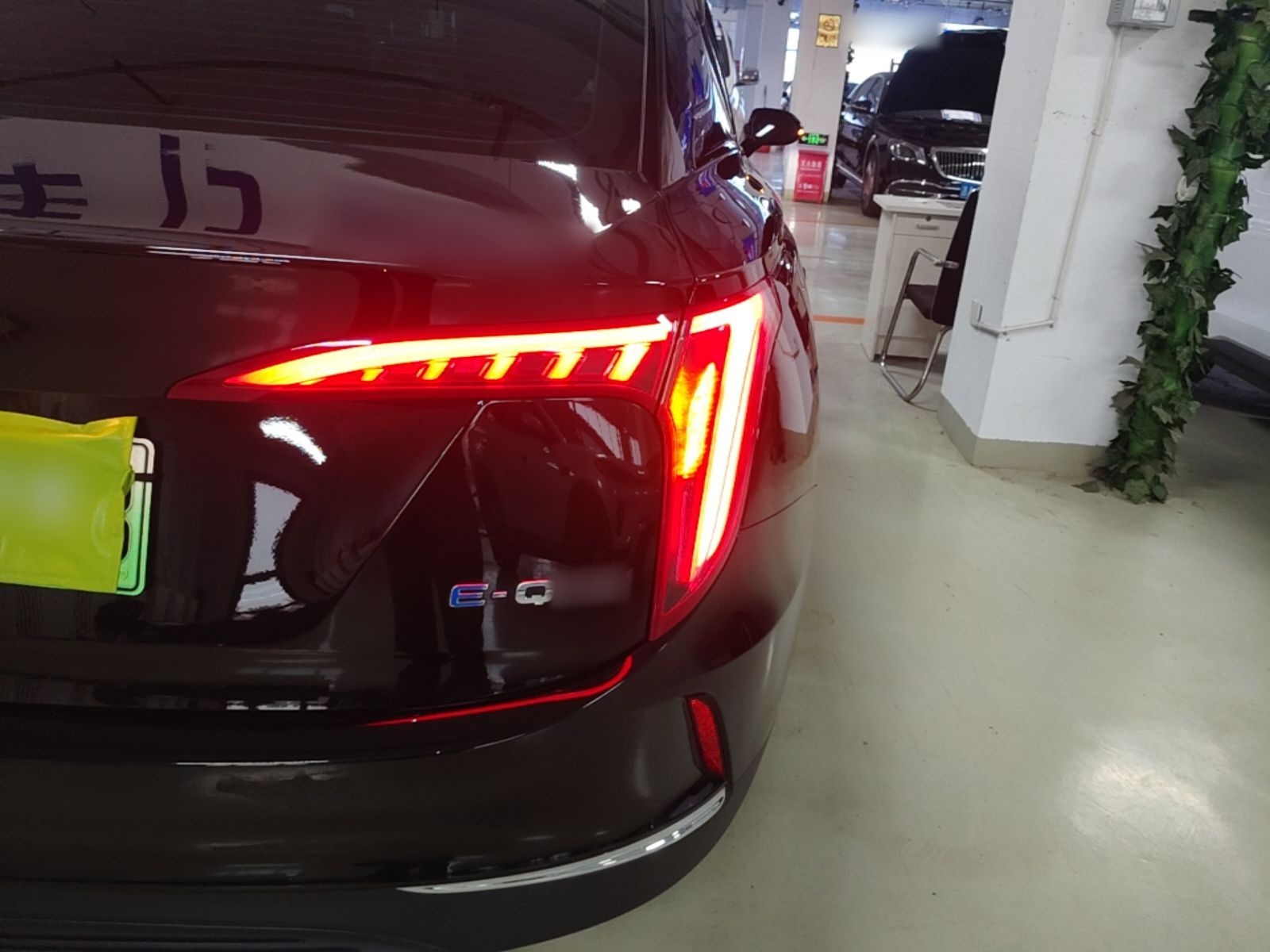 Hongqi E-QM5 2024 450km Range Commuter Version — снимка 9