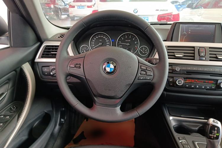 Used BMW 3 Series 2014 320i Sport Edition
