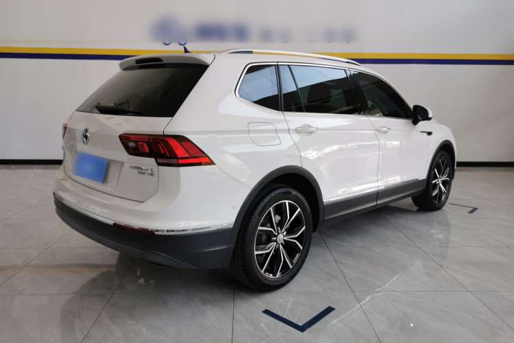 Used Volkswagen Tiguan L 2020 330TSI Automatic Two-Wheel Drive Smart Luxury Edition China VI Standard