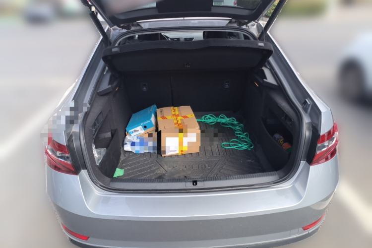 Used Skoda Superb 2016 TSI330 DSG Innovation Edition Trunk