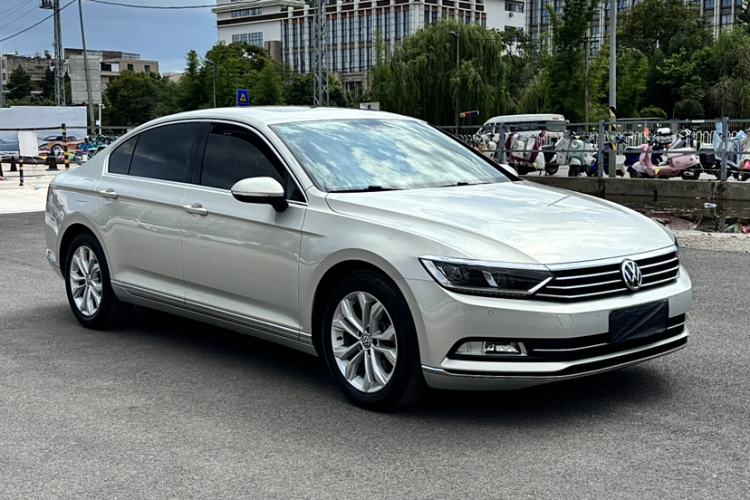 Used Volkswagen Magotan 2019 330TSI DSG Luxury Model China V Standard