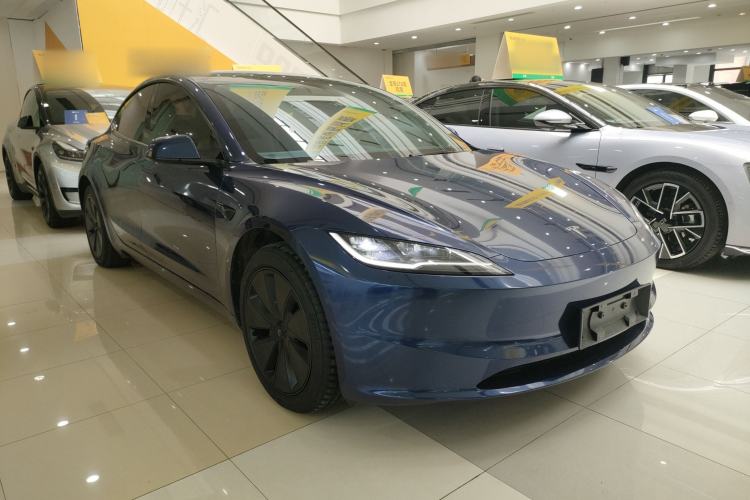 Used Tesla Model 3 2025 Rear-Wheel-Drive Version