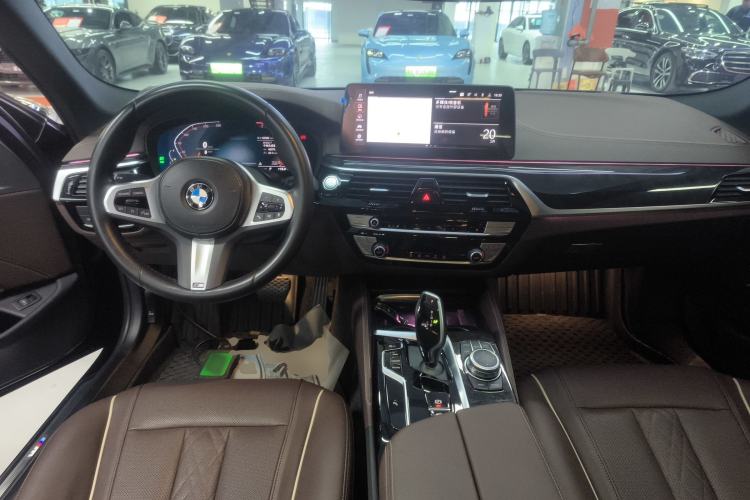 Used BMW 5 Series 2022 Restyled 525Li M Sport Package
