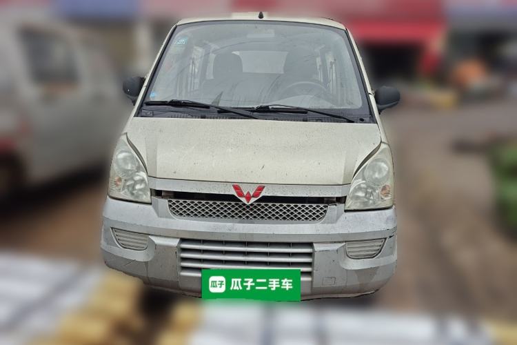 Used Wuling Rongguang 2011 1.2L Base Version
