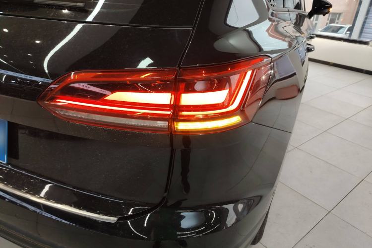 Used Volkswagen Touareg 2020 2.0 TSI RuiShang Edition China VI Standard
