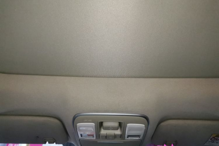 Used Geely Auto Emgrand X7 Sport 2016 2.0L Manual Smart Connect Version