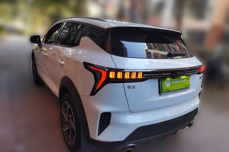 Used Lynk & Co 06 EM-P 2022 PHEV 84 km Range Pro Version