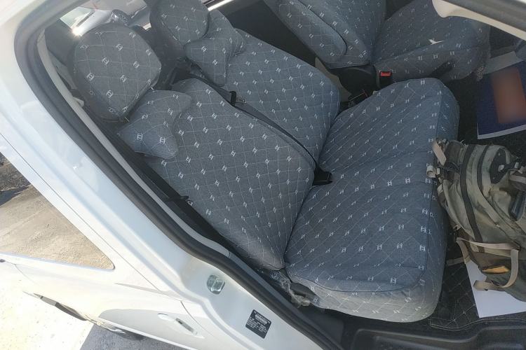 Used SAIC MAXUS Xintu V80 2025 PRO Aoyuntong 2.0T Manual Short Wheelbase Ultra-Low Roof 5/6-Seater
