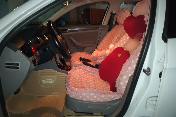 Used Volkswagen Bora 2013 1.6L Automatic Fashion Model Left Front Seat