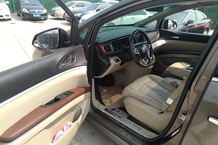 Used Buick GL8 2017 25S Prestige Version China V Standard Driver Seat