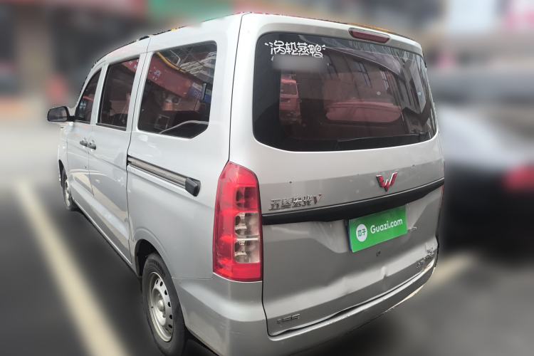 Used Wuling Hongguang V 2019 1.5L Standard Version China VI LAR
