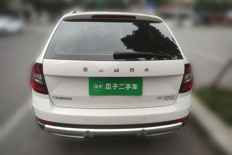 Used Skoda Octavia 2019 TSI280 DSG Luxury Edition Station Wagon China VI Standard
