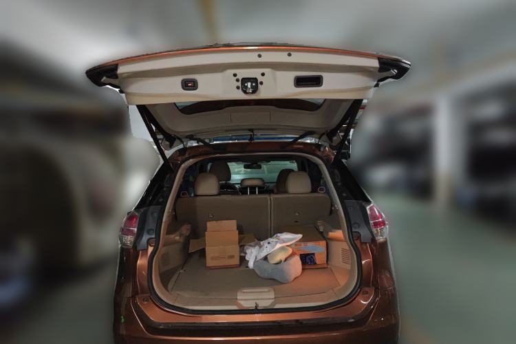 Used Nissan X-Trail 2014 2.5L CVT Luxury Edition 4WD
