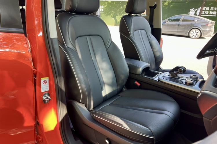 Used Tank 300 2021 City Edition 2.0T—Truly Stylish
