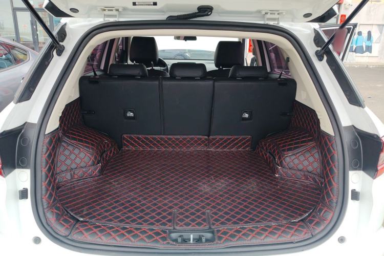 Used CHANGAN CS55 2018 1.5T Manual Colorful Model China V Standard