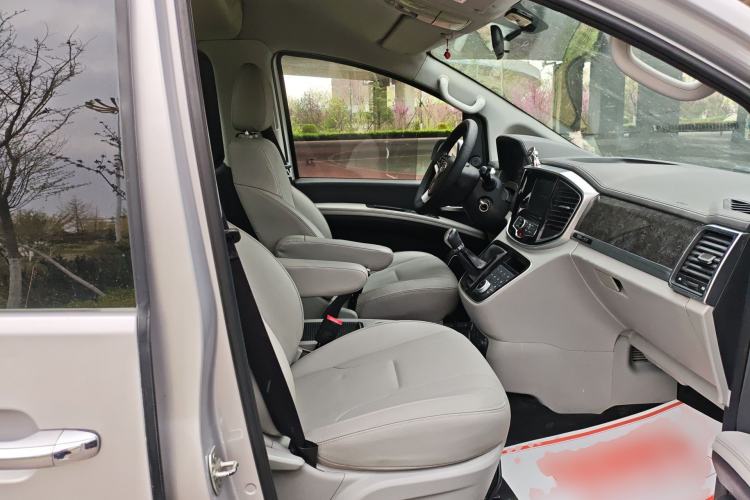 Used JAC Refine M4 2016 2.0L Manual Luxury Version