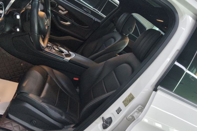 Used Mercedes-Benz GLC 2019 GLC 260 L 4MATIC Dynamic Model Left Front Seat