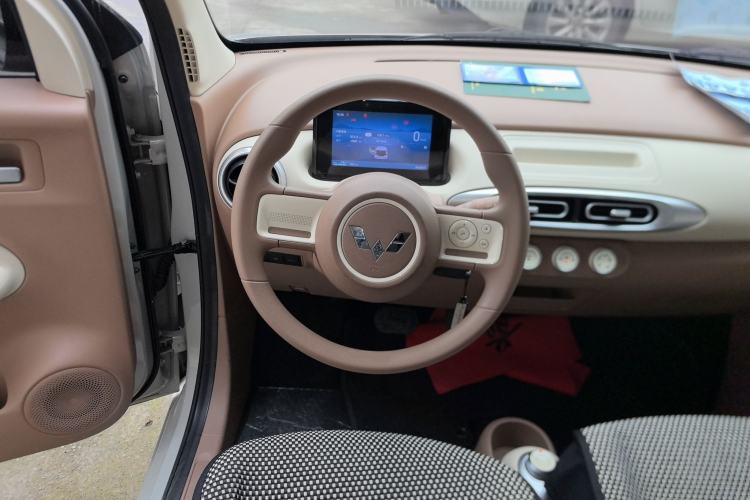 Used Wuling Hongguang MINIEV 2025 Four-Door Version Advanced Edition
