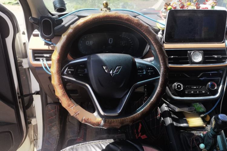 Used Wuling Hongguang S3 2018 1.5L Manual Luxury Model China V Standard