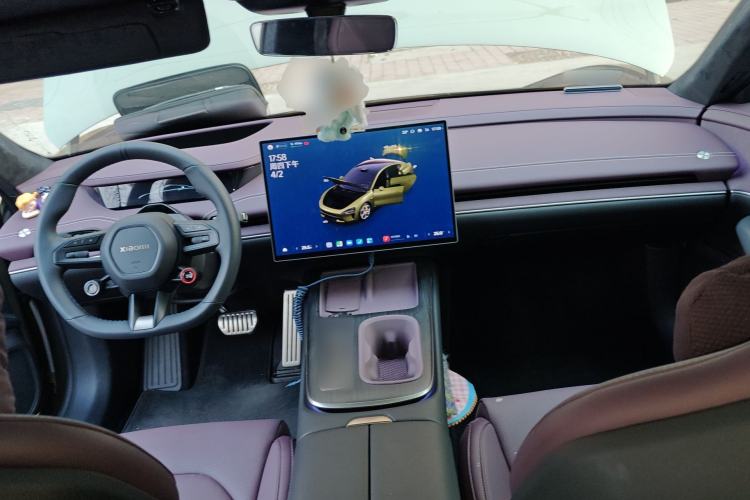 Used Xiaomi Auto SU7 2024 Four-Wheel Drive Ultra-Long Range Advanced Intelligent Driving Max Edition Center Console