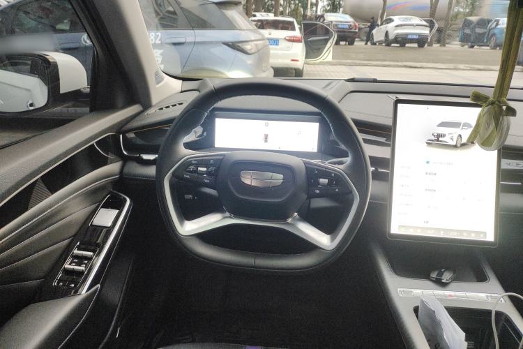 Used Geely Auto Preface L 2024 Zhiqing 1.5TD Galaxy Edition
