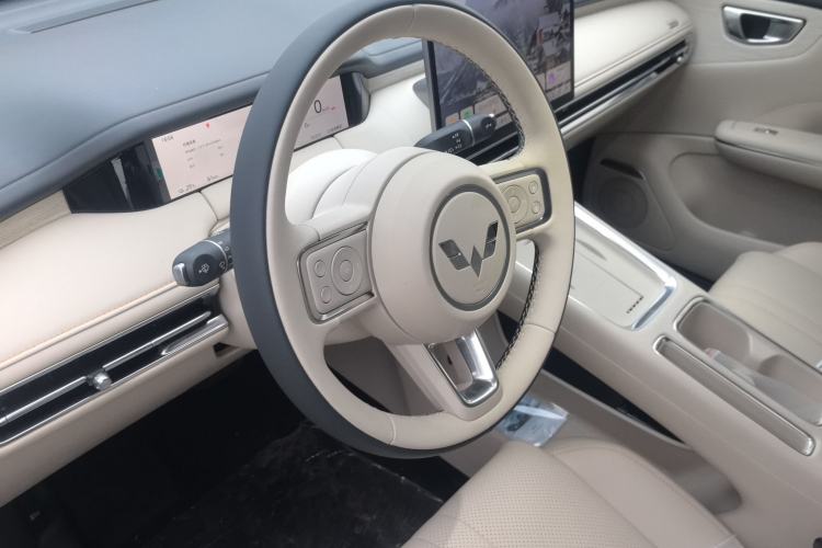 Used Wuling Bingo S 2025 Model 325km Deluxe Edition