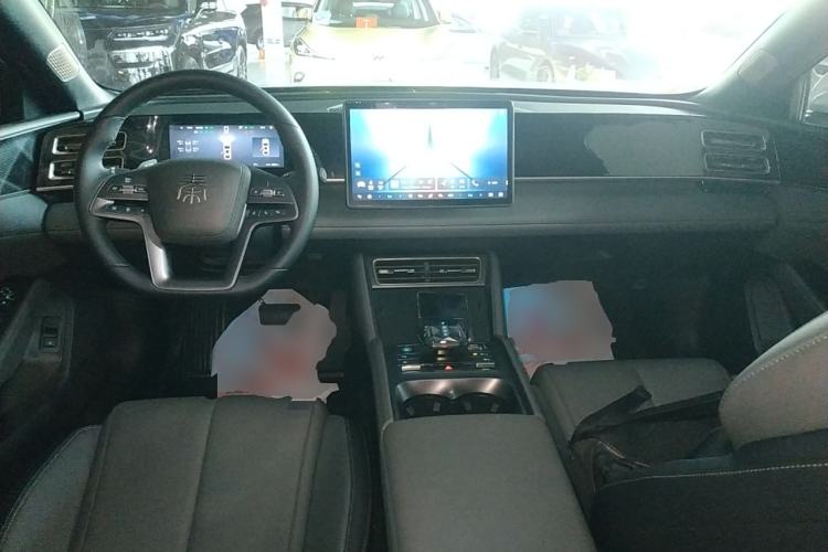 Used BYD Qin L 2025 DM-i Smart Drive 120KM Leading Model