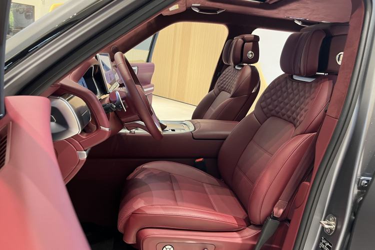 Used Tank 700 New Energy 2024 Hi4-T Extreme Edition Interior 6